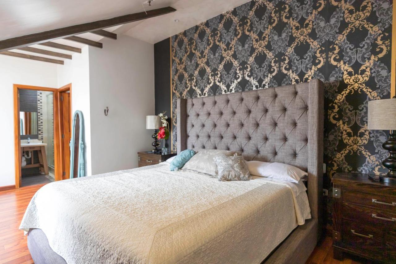 Hotel Azul De La Plaza By Chat Noir Cuenca Dış mekan fotoğraf