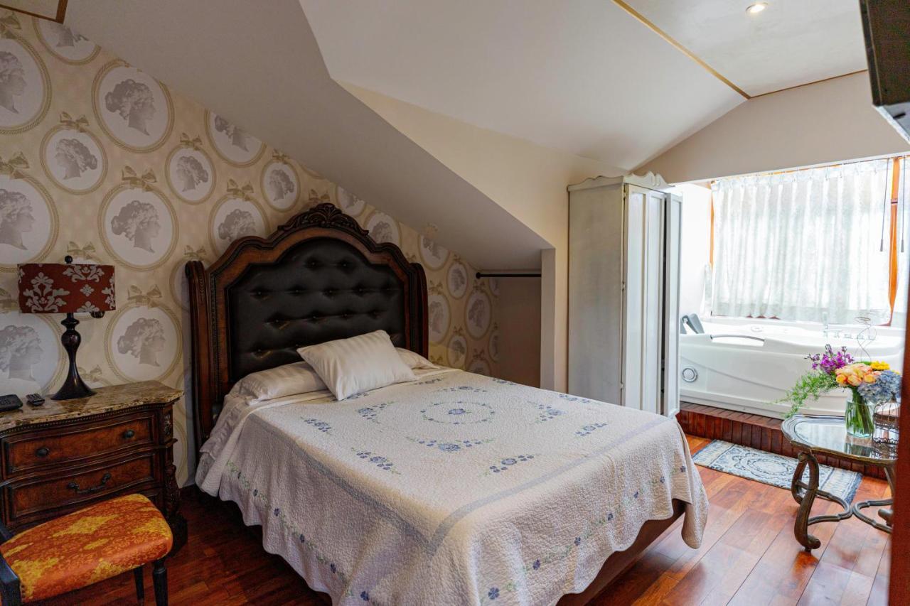 Hotel Azul De La Plaza By Chat Noir Cuenca Dış mekan fotoğraf