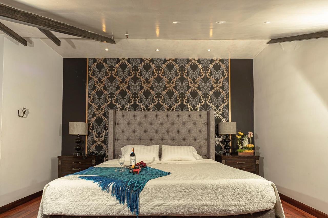 Hotel Azul De La Plaza By Chat Noir Cuenca Dış mekan fotoğraf