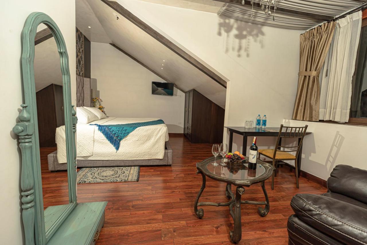 Hotel Azul De La Plaza By Chat Noir Cuenca Dış mekan fotoğraf