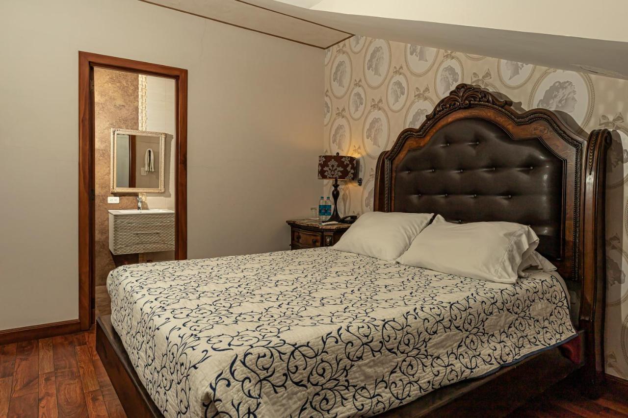 Hotel Azul De La Plaza By Chat Noir Cuenca Dış mekan fotoğraf