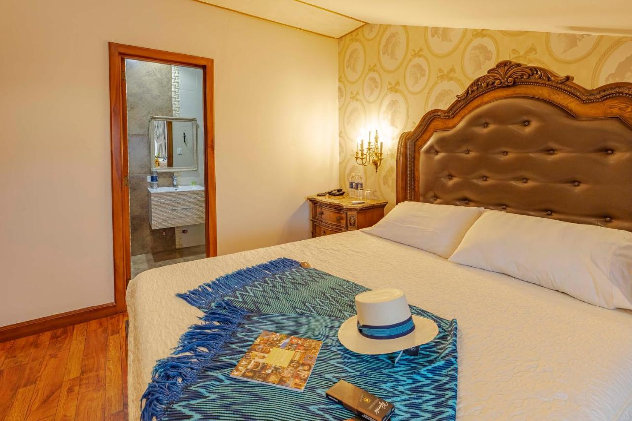 Hotel Azul De La Plaza By Chat Noir Cuenca Dış mekan fotoğraf