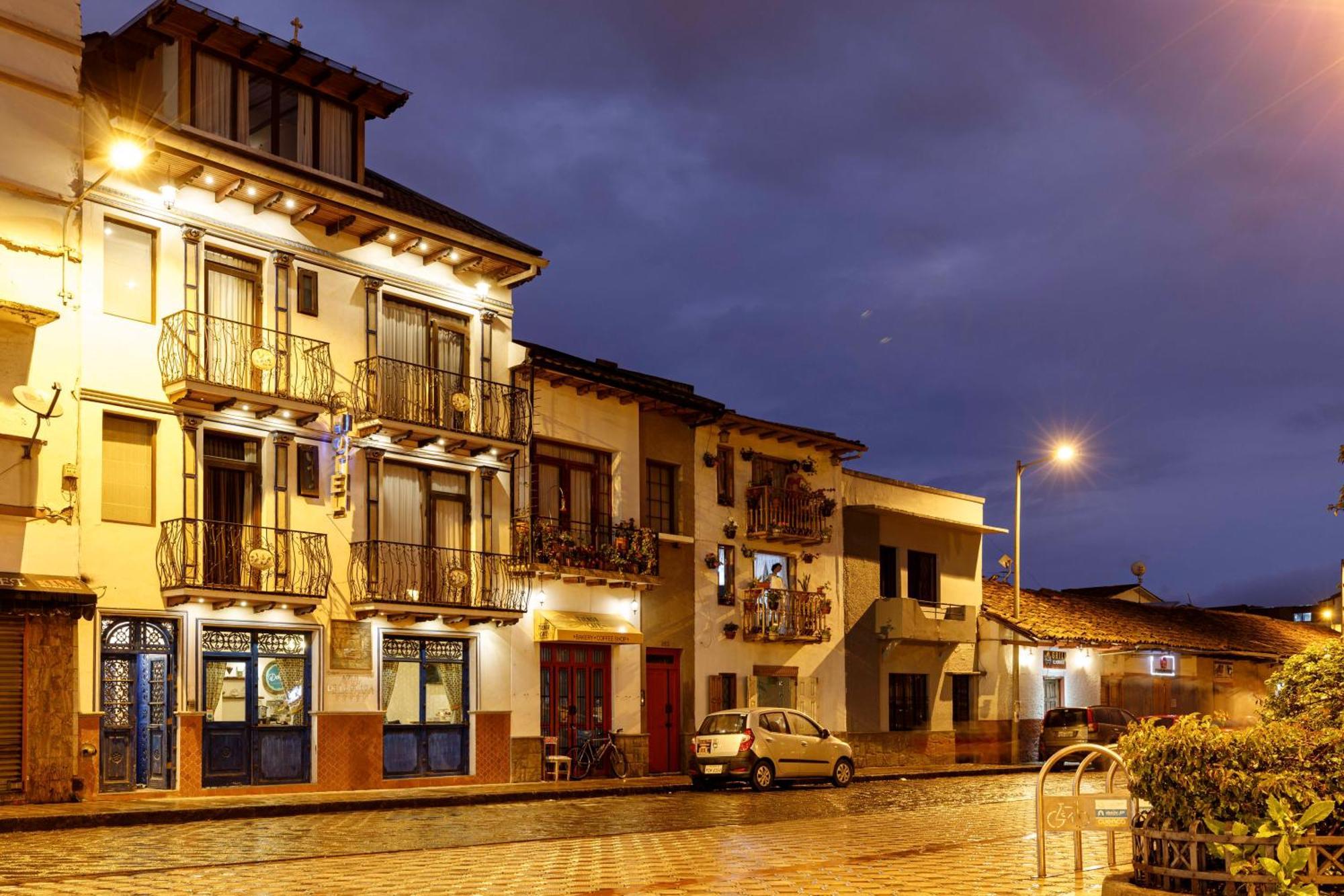 Hotel Azul De La Plaza By Chat Noir Cuenca Dış mekan fotoğraf