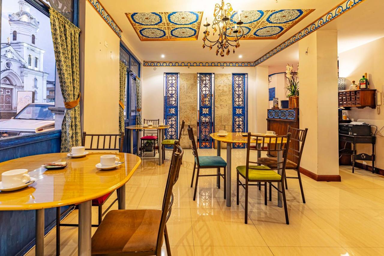 Hotel Azul De La Plaza By Chat Noir Cuenca Dış mekan fotoğraf
