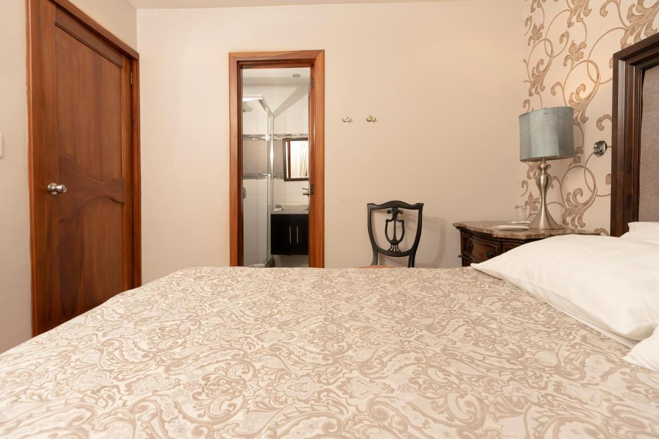 Hotel Azul De La Plaza By Chat Noir Cuenca Dış mekan fotoğraf