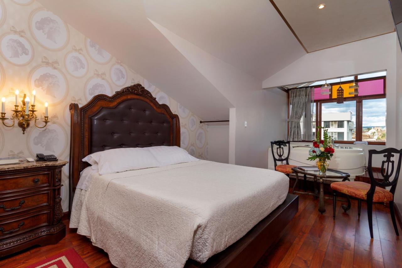 Hotel Azul De La Plaza By Chat Noir Cuenca Dış mekan fotoğraf